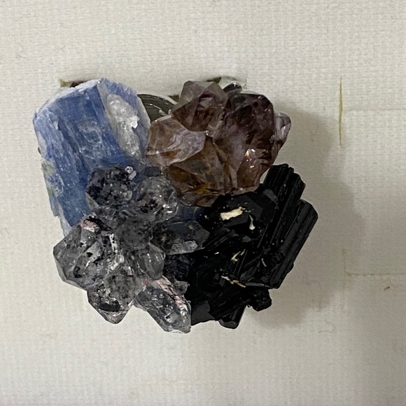 Multicolor Crystal Cluster - Picture 7 of 16